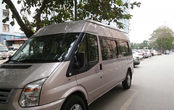 Thuê xe 16 chỗ đi du lịch